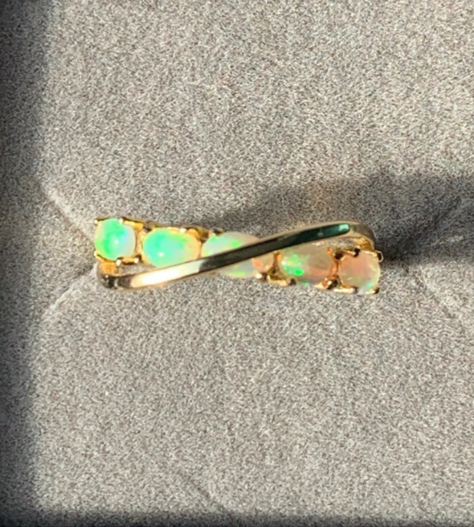 Anillo de plata 925 chapado en oro con ópalos etíopes naturales – photo 2